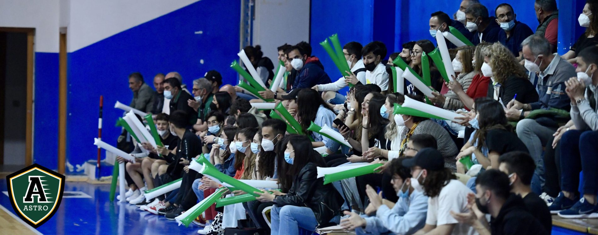 Astro Elmas Pubblico Ritagliata